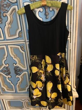 Sleeveless Black Mini Dress with Yellow Lemon Print